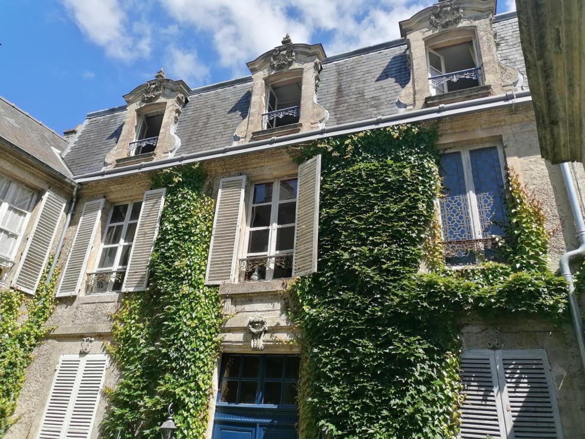 Jardin Et Hotel Particulier Bayeux Exteriör bild